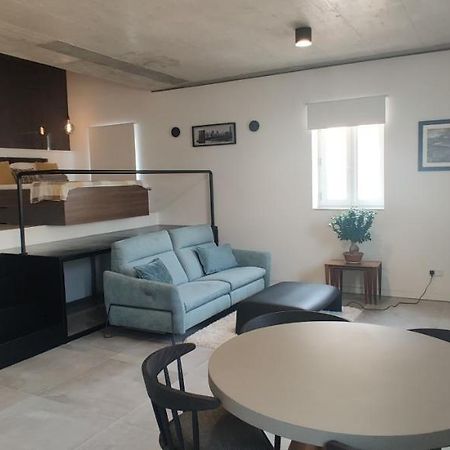 No 60, 3Rd Floor, Centrally Located, Fully Equipped Studio Apt Floriana Eksteriør bilde
